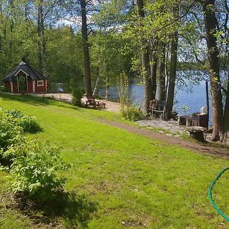 Jaervenrantamoekki Orivedellae, Palju, Grillikota Chalet