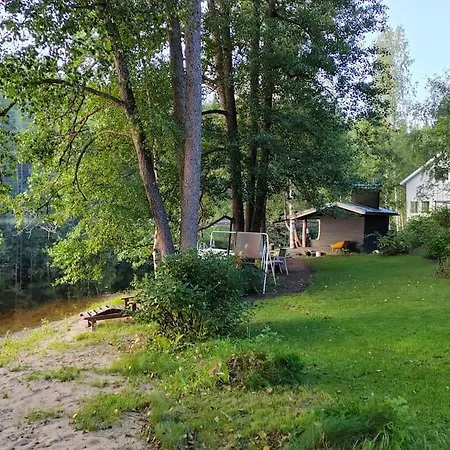 Jaervenrantamoekki Orivedellae, Palju, Grillikota