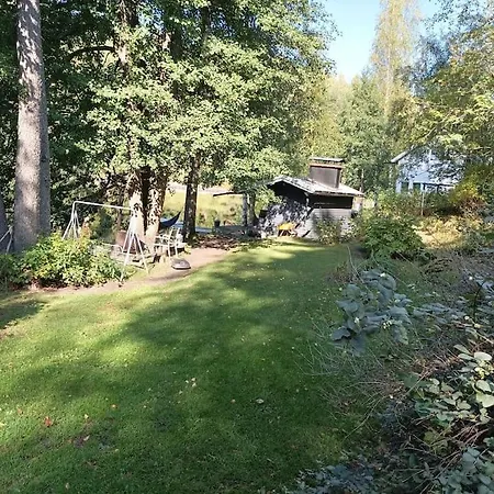 Jaervenrantamoekki Orivedellae, Palju, Grillikota Chalet Viitapohja