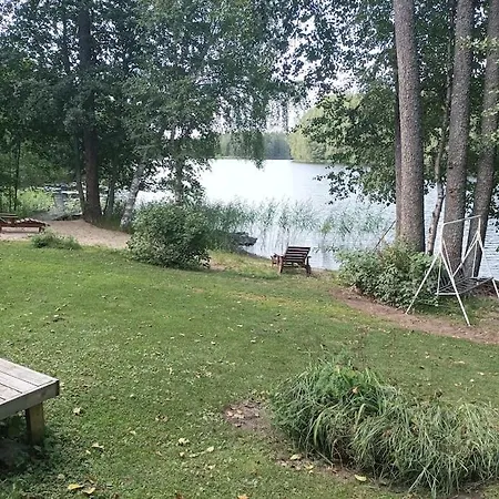 Chalet Jaervenrantamoekki Orivedellae, Palju, Grillikota